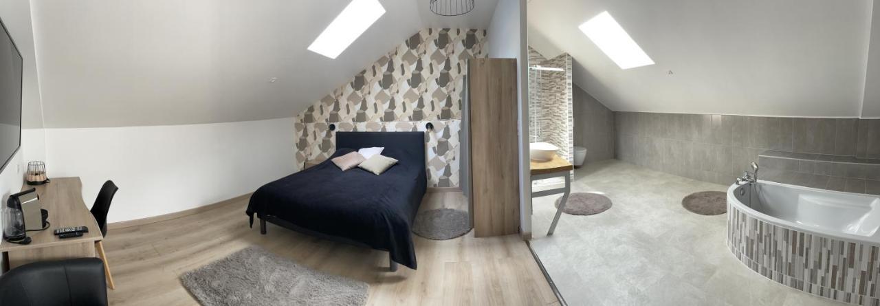 Le Gîte du père Chayoux Champillon Esterno foto